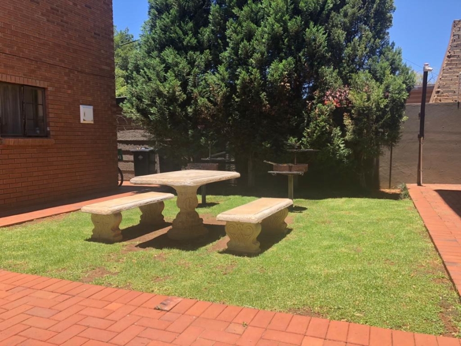 1 Bedroom Property for Sale in Die Bult North West